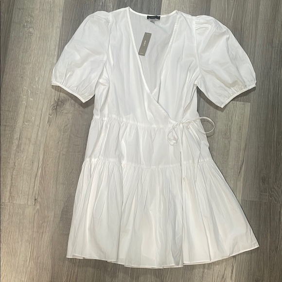 J. Crew Dresses & Skirts - J Crew Elegant White Wrap Dress